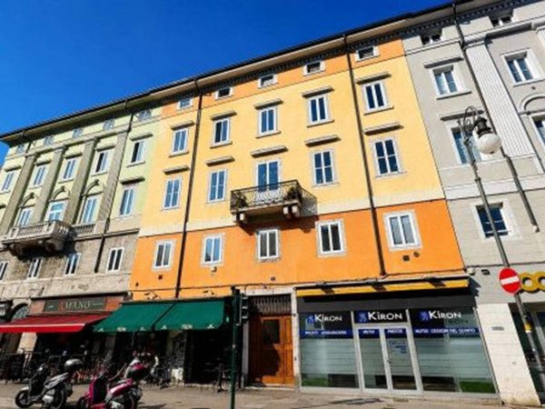 appartamento in vendita a Trieste in zona San Giacomo