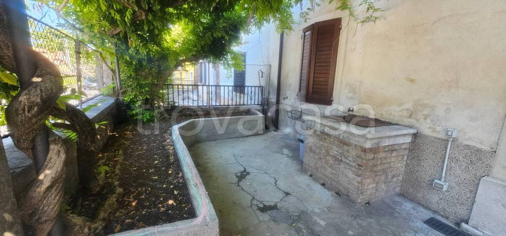 casa indipendente in vendita a Trieste in zona Santa Croce