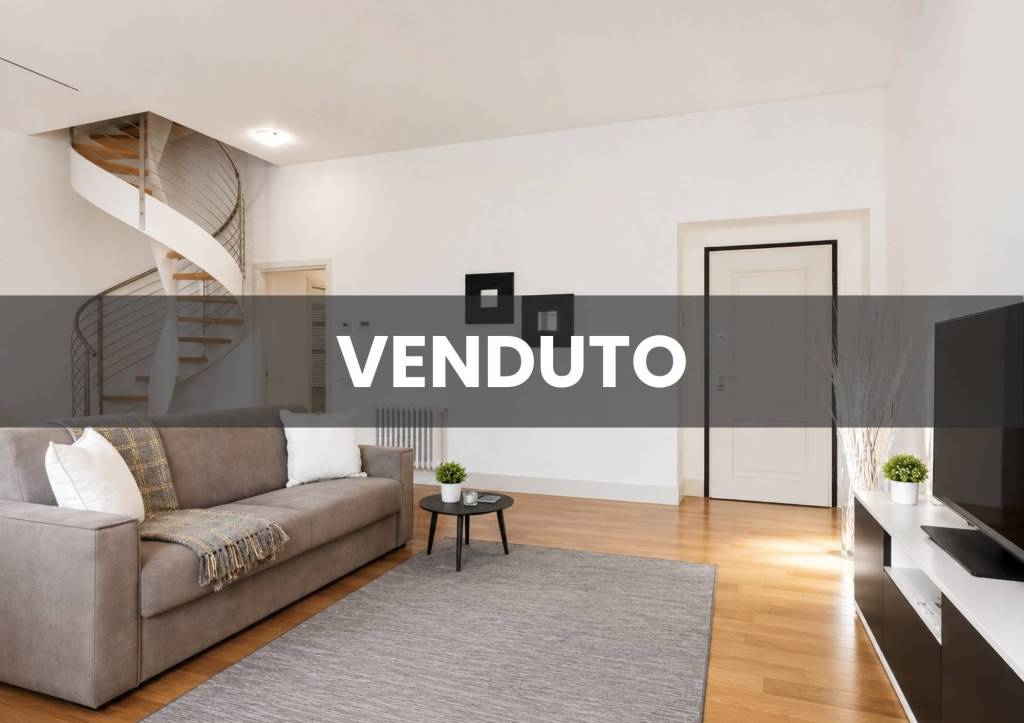 appartamento in vendita a Trieste in zona Città Vecchia