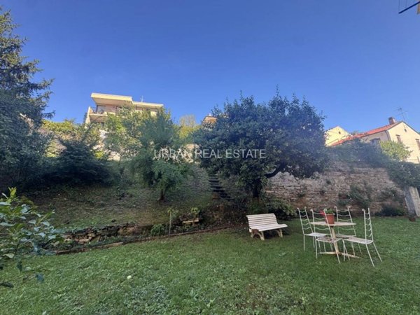 appartamento in vendita a Trieste in zona Guardiella