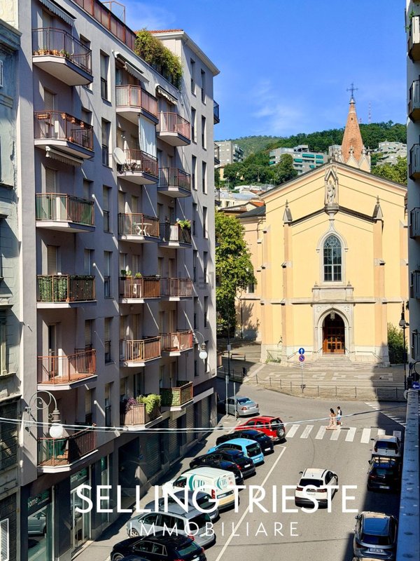 appartamento in vendita a Trieste in zona Roiano