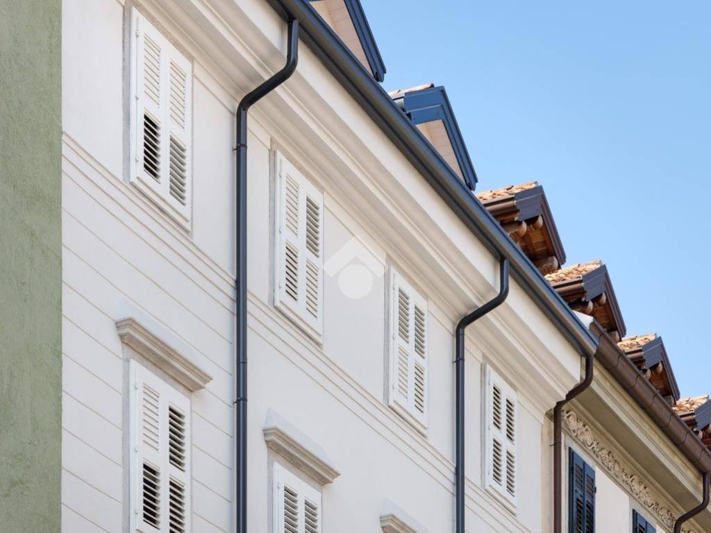 appartamento in vendita a Trieste in zona Borgo Teresiano