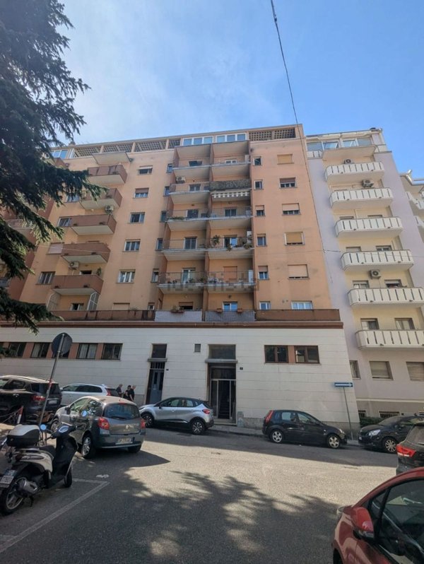 appartamento in vendita a Trieste in zona Barriera vecchia