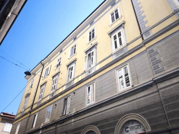 appartamento in vendita a Trieste in zona Barriera vecchia