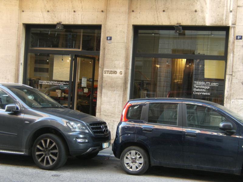 locale commerciale in vendita a Trieste in zona Barriera vecchia