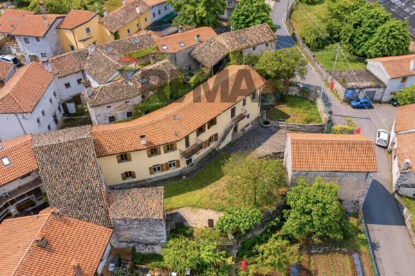 casa indipendente in vendita a Trieste