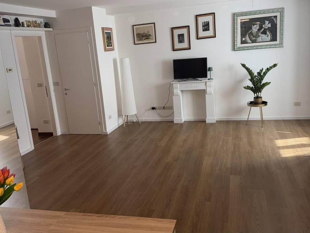 appartamento in vendita a Trieste in zona Cavana