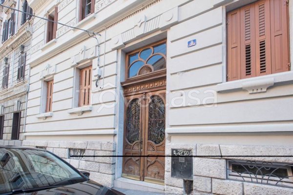 appartamento in vendita a Trieste in zona Città Vecchia