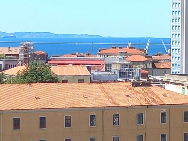 appartamento in vendita a Trieste in zona Roiano