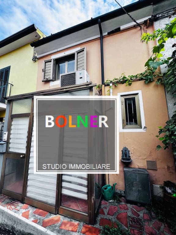 casa indipendente in vendita a Trieste in zona Valmaura