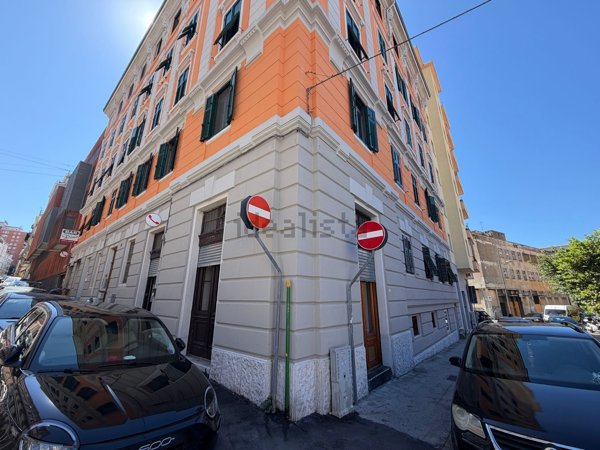 ufficio in vendita a Trieste in zona Barriera vecchia