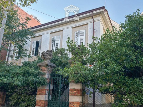 appartamento in vendita a Trieste in zona San Vito