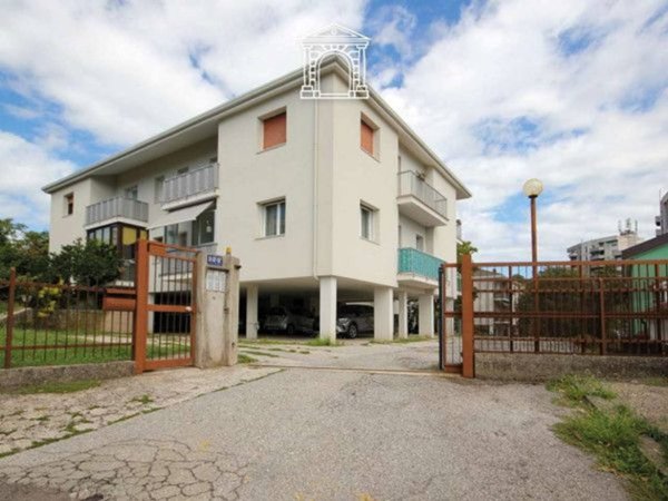 appartamento in vendita a Trieste in zona Valmaura