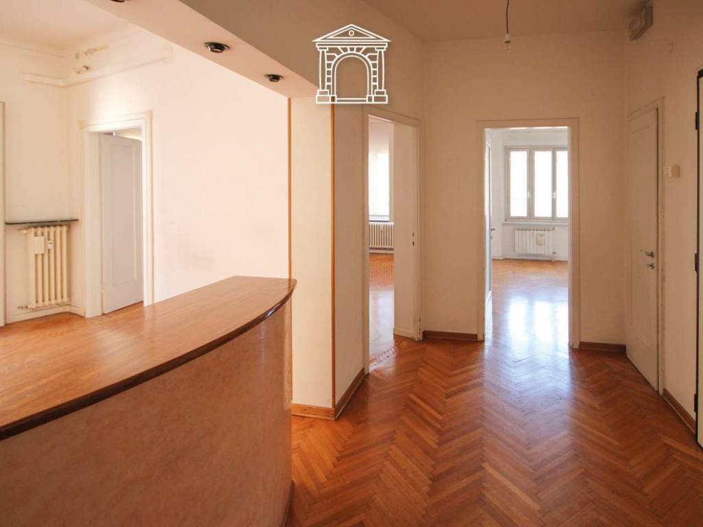 appartamento in vendita a Trieste in zona Città Vecchia