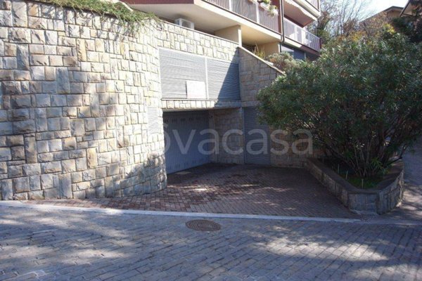 box auto in vendita a Trieste in zona Gretta