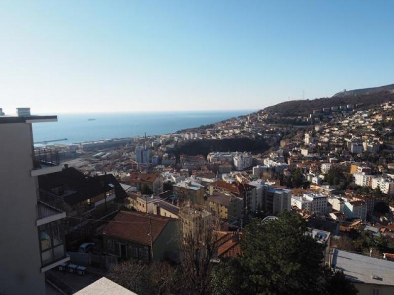 appartamento in vendita a Trieste in zona Scorcola
