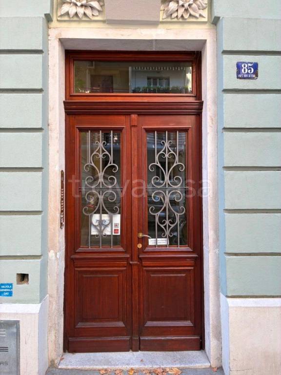 appartamento in vendita a Trieste in zona Cologna