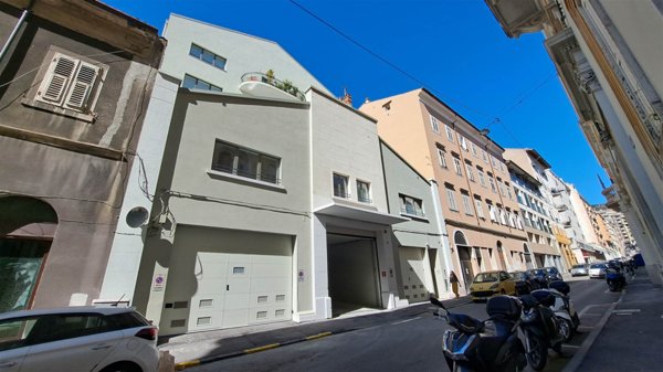 appartamento in vendita a Trieste