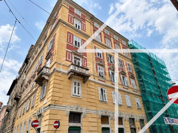appartamento in vendita a Trieste in zona Barriera vecchia