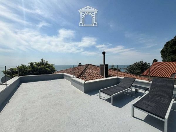 casa indipendente in vendita a Trieste in zona Santa Croce
