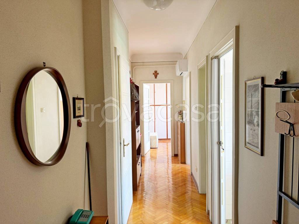 appartamento in vendita a Trieste in zona San Giacomo