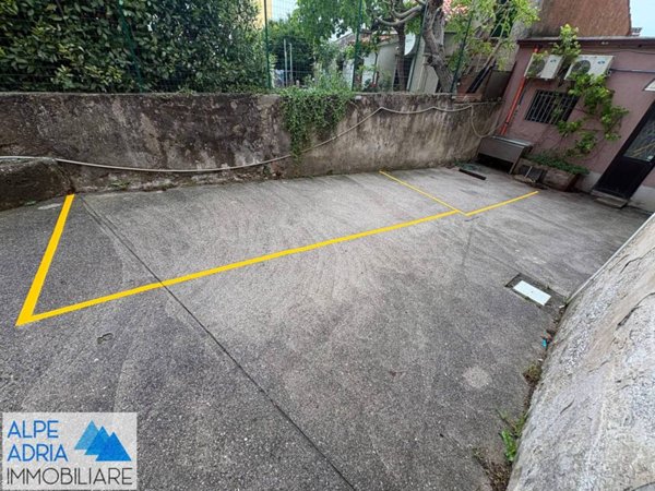 box auto in vendita a Trieste