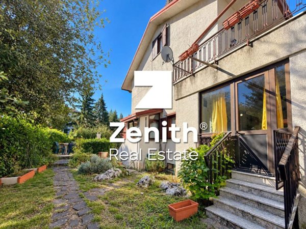 casa indipendente in vendita a Trieste in zona Opicina