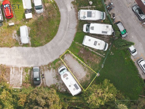 box auto in vendita a Trieste in zona Chiarbola