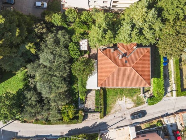 casa indipendente in vendita a Trieste