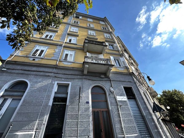 appartamento in vendita a Trieste in zona Roiano