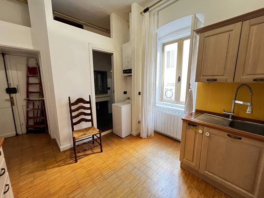 appartamento in vendita a Trieste in zona Roiano