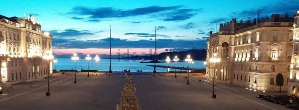 appartamento in vendita a Trieste in zona Città Vecchia