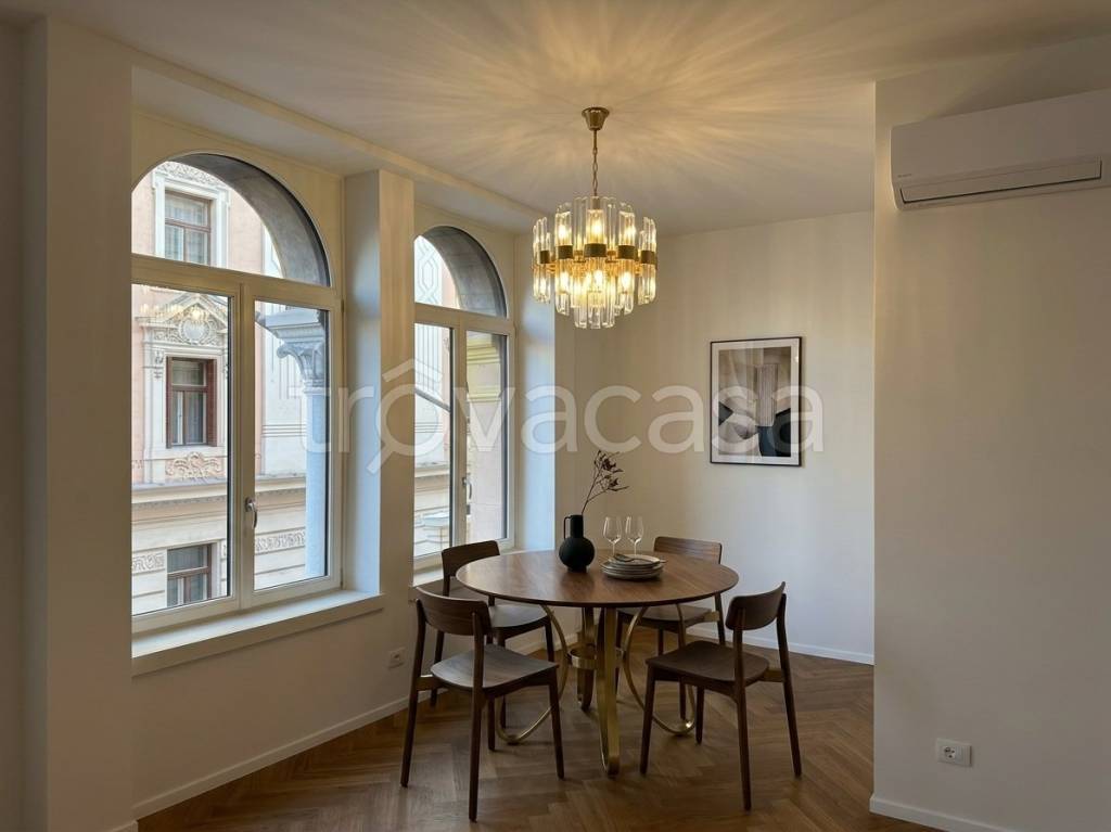 appartamento in vendita a Trieste in zona Città Vecchia
