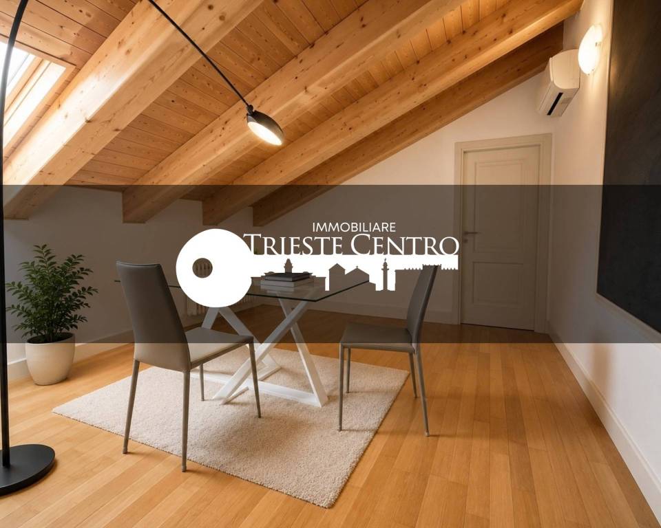 appartamento in vendita a Trieste in zona Città Vecchia