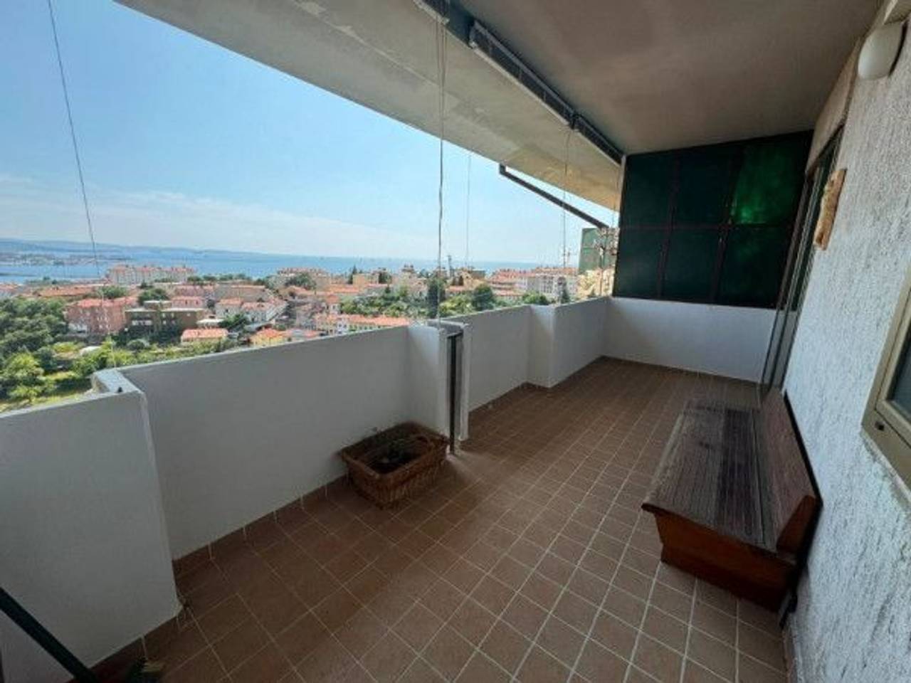 appartamento in vendita a Trieste in zona Roiano