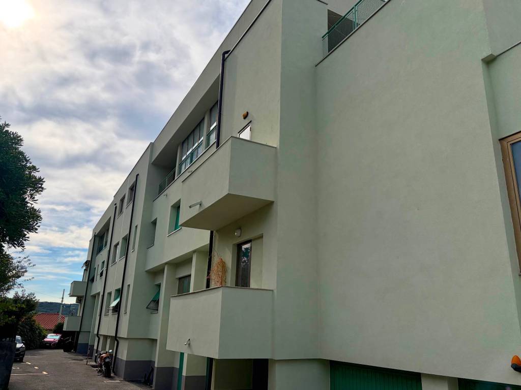 appartamento in vendita a Trieste in zona Borgo San Sergio