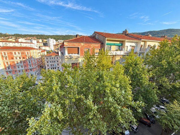 appartamento in vendita a Trieste in zona Cologna