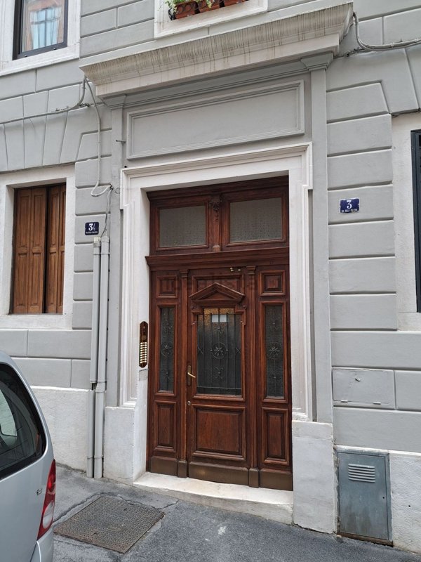 appartamento in vendita a Trieste in zona San Vito