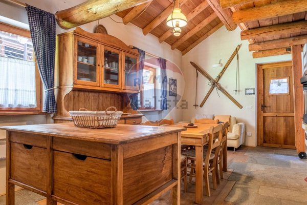 appartamento in vendita ad Alagna Valsesia in zona Isolello