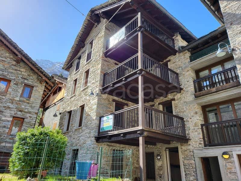 appartamento in vendita ad Alagna Valsesia in zona Isolello