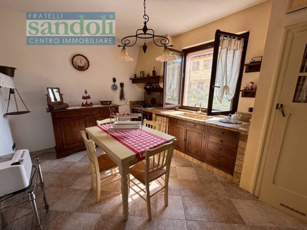casa indipendente in vendita ad Albano Vercellese
