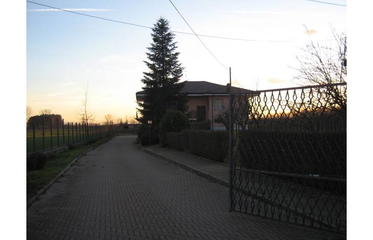 casa indipendente in vendita ad Alice Castello