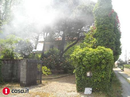 casa indipendente in vendita ad Alice Castello