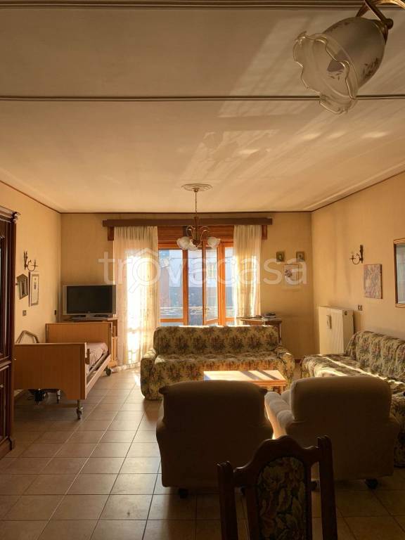 appartamento in vendita ad Alice Castello