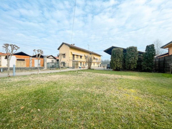casa indipendente in vendita ad Arborio