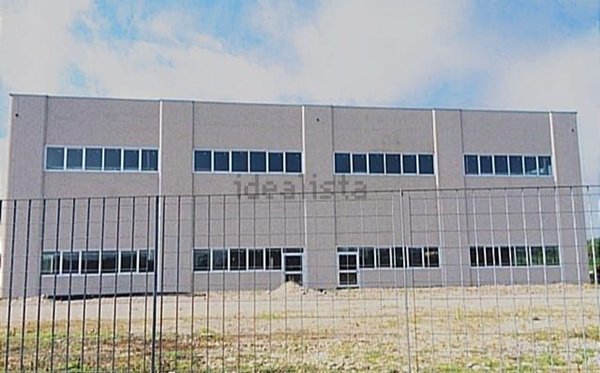 capannone in vendita ad Arborio