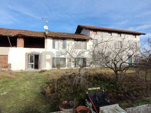 casa indipendente in vendita ad Arborio