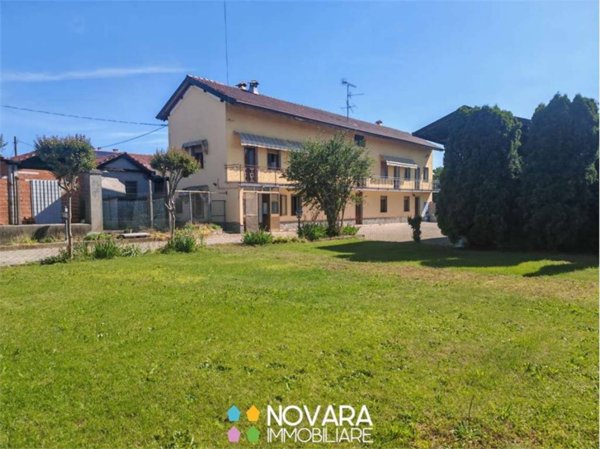 appartamento in vendita ad Arborio