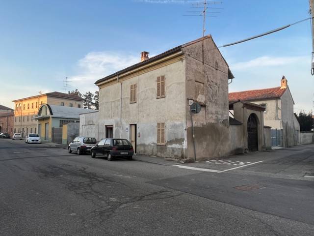 casa indipendente in vendita ad Asigliano Vercellese