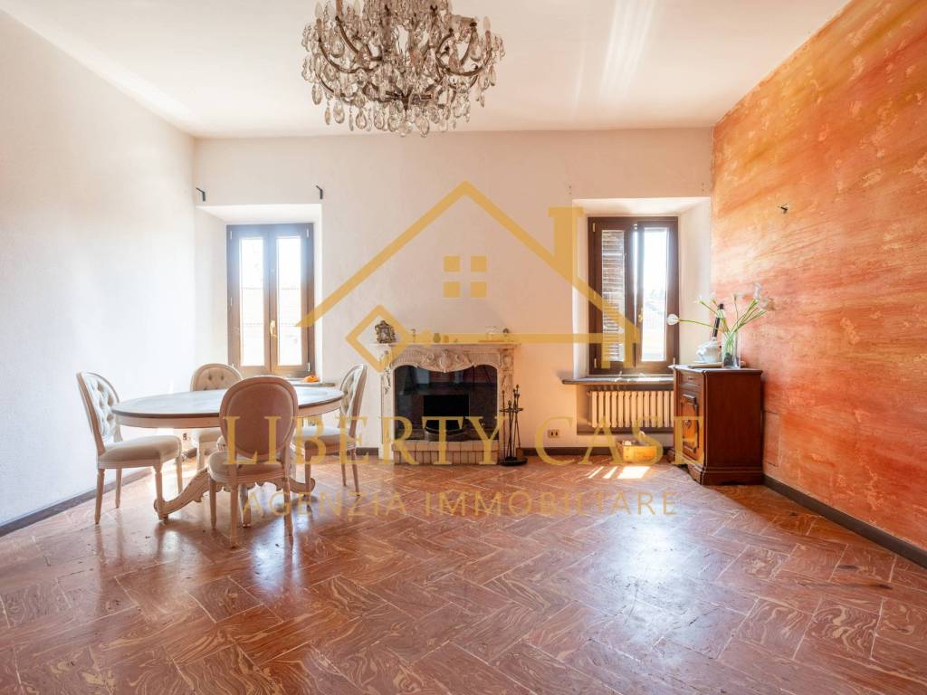 casa indipendente in vendita ad Asigliano Vercellese